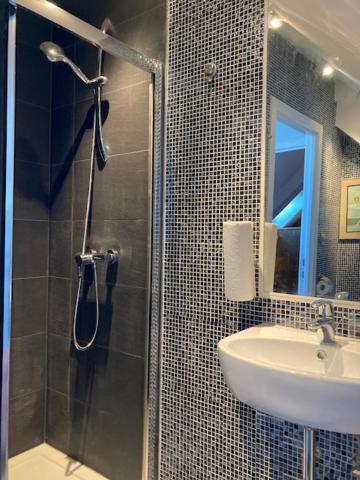 Caravaggio Boutique Suites 안트베르펜 외부 사진